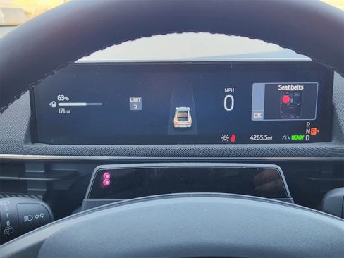 Used 2025 Ford Mustang Mach-E Select image 16