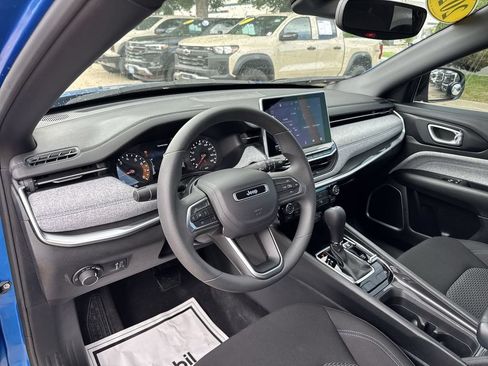 Used 2024 Jeep Compass Sport AWD/4WD image 22