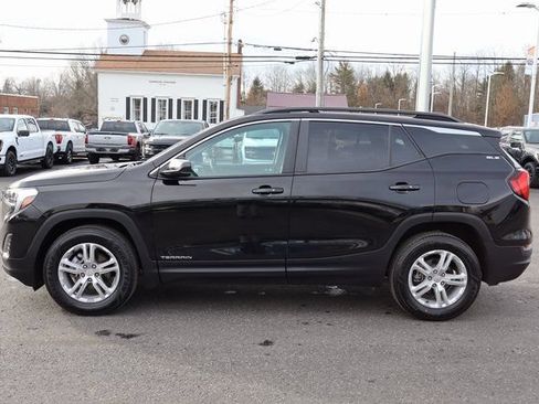 Used 2021 GMC Terrain SLE w/ Driver Convenience Package AWD/4WD image 13