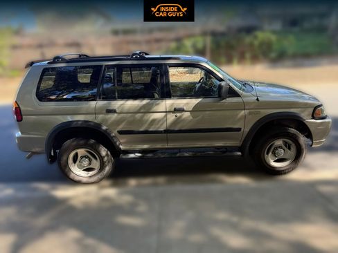 Used 2000 Mitsubishi Montero Sport XLS image 6