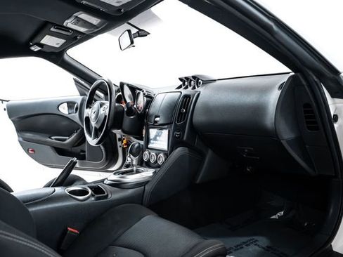 Used 2016 Nissan 370Z Bagged Show Car with Many image 24