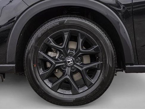 Used 2025 Honda HR-V Sport image 9