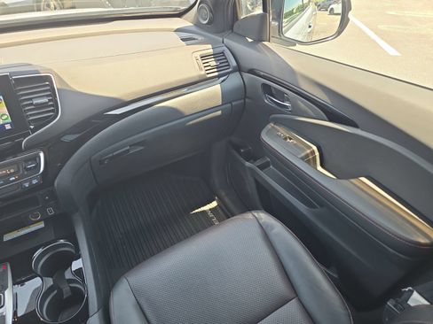 Certified 2023 Honda Ridgeline Black Edition image 12