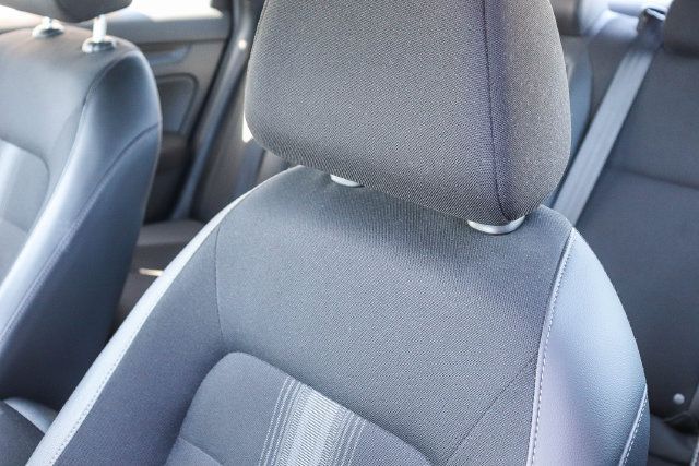 Used 2025 Honda Civic Sport image 26