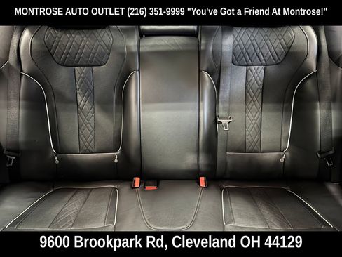 Used 2016 BMW 750i xDrive AWD/4WD image 34