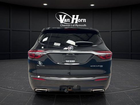 Used 2018 Buick Enclave Premium w/ LPO, Hit The Road Package AWD/4WD image 6