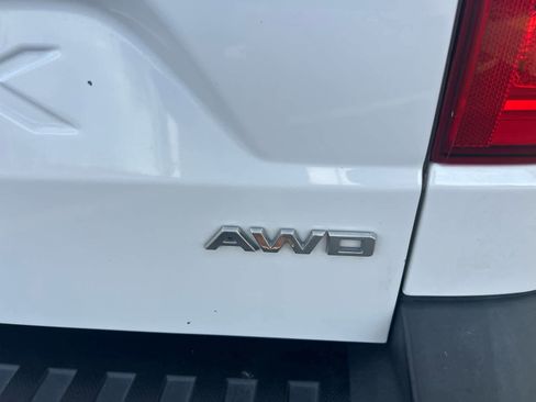 Used 2022 Ford Maverick Lariat w/ Equipment Group 500A Standard image 13