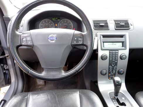 Used 2005 Volvo S40 T5 image 19
