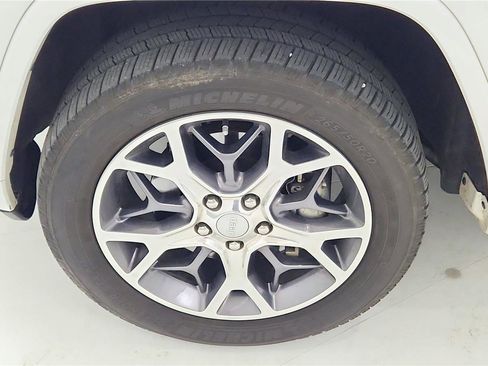 Used 2021 Jeep Grand Cherokee Overland image 10