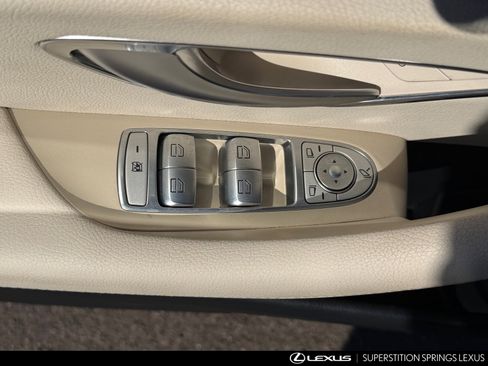 Used 2018 Mercedes-Benz E 300 image 18