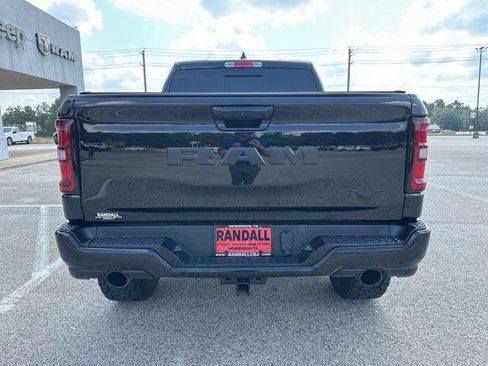 Certified 2025 RAM 1500 Big Horn AWD/4WD image 7