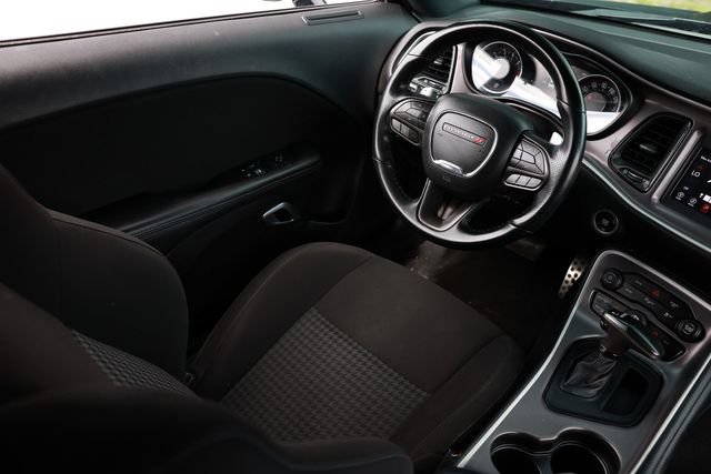 Used 2022 Dodge Challenger R/T RWD image 24