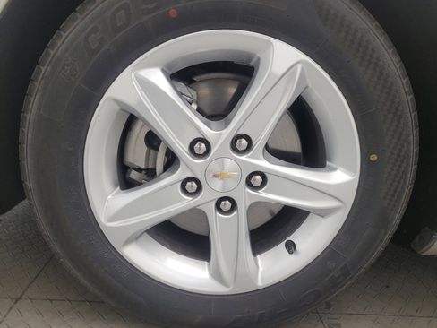 Used 2024 Chevrolet Malibu LS FWD image 31