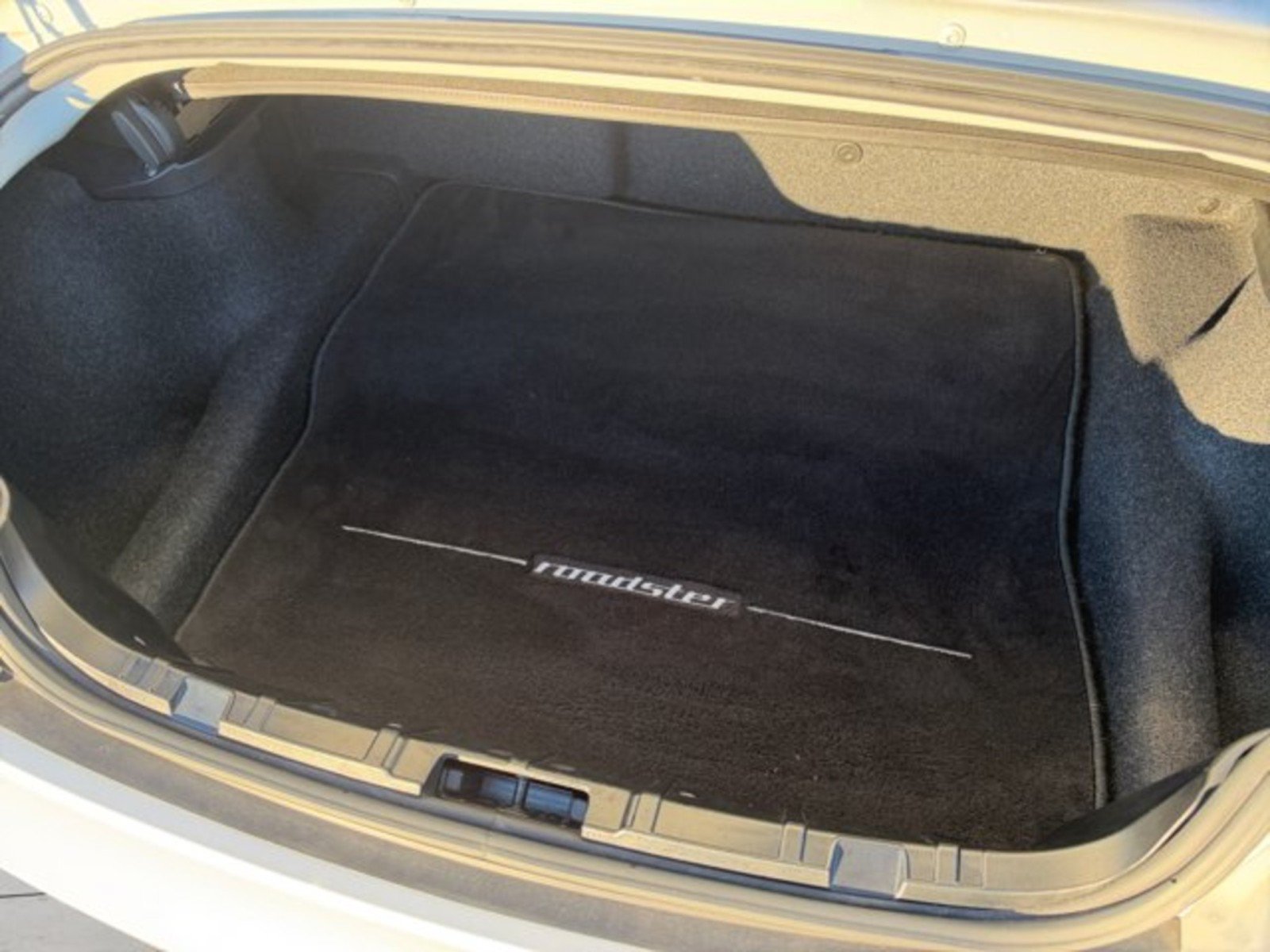 Used 2004 BMW Z4 2.5i RWD image 15