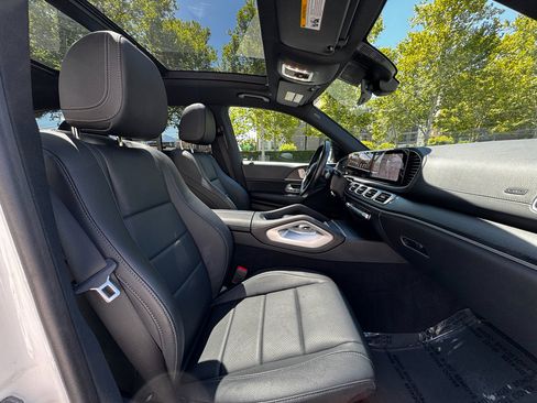 Used 2024 Mercedes-Benz GLS 450 450 4MATIC image 16