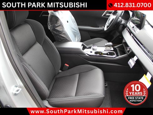 New 2026 Mitsubishi Outlander ES AWD/4WD image 14