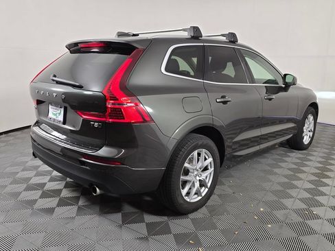 Used 2020 Volvo XC60 T5 Momentum w/ Protection Package AWD/4WD image 7