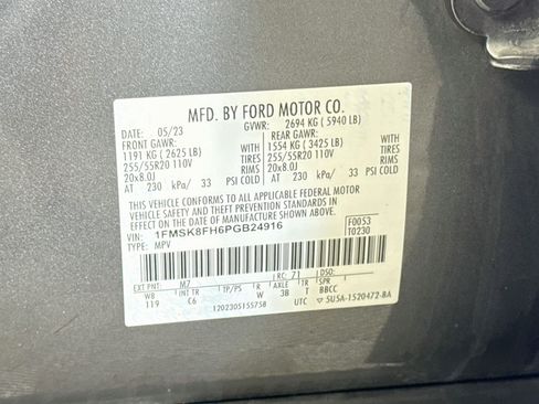 Used 2023 Ford Explorer Limited AWD/4WD image 40