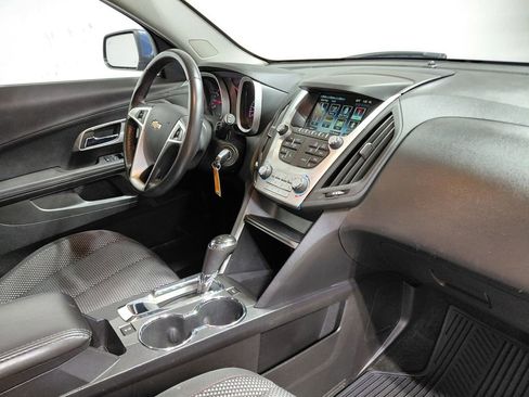 Used 2017 Chevrolet Equinox LT w/ Convenience Package image 25