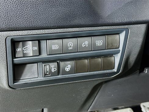 Used 2022 Toyota Tundra SR5 image 10