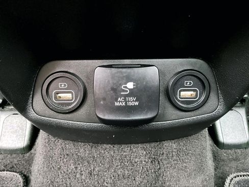 Used 2022 Hyundai Santa Fe Limited image 27