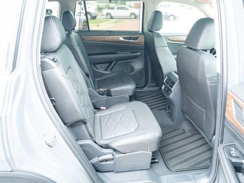 New 2026 Volkswagen Atlas SE FWD image 41