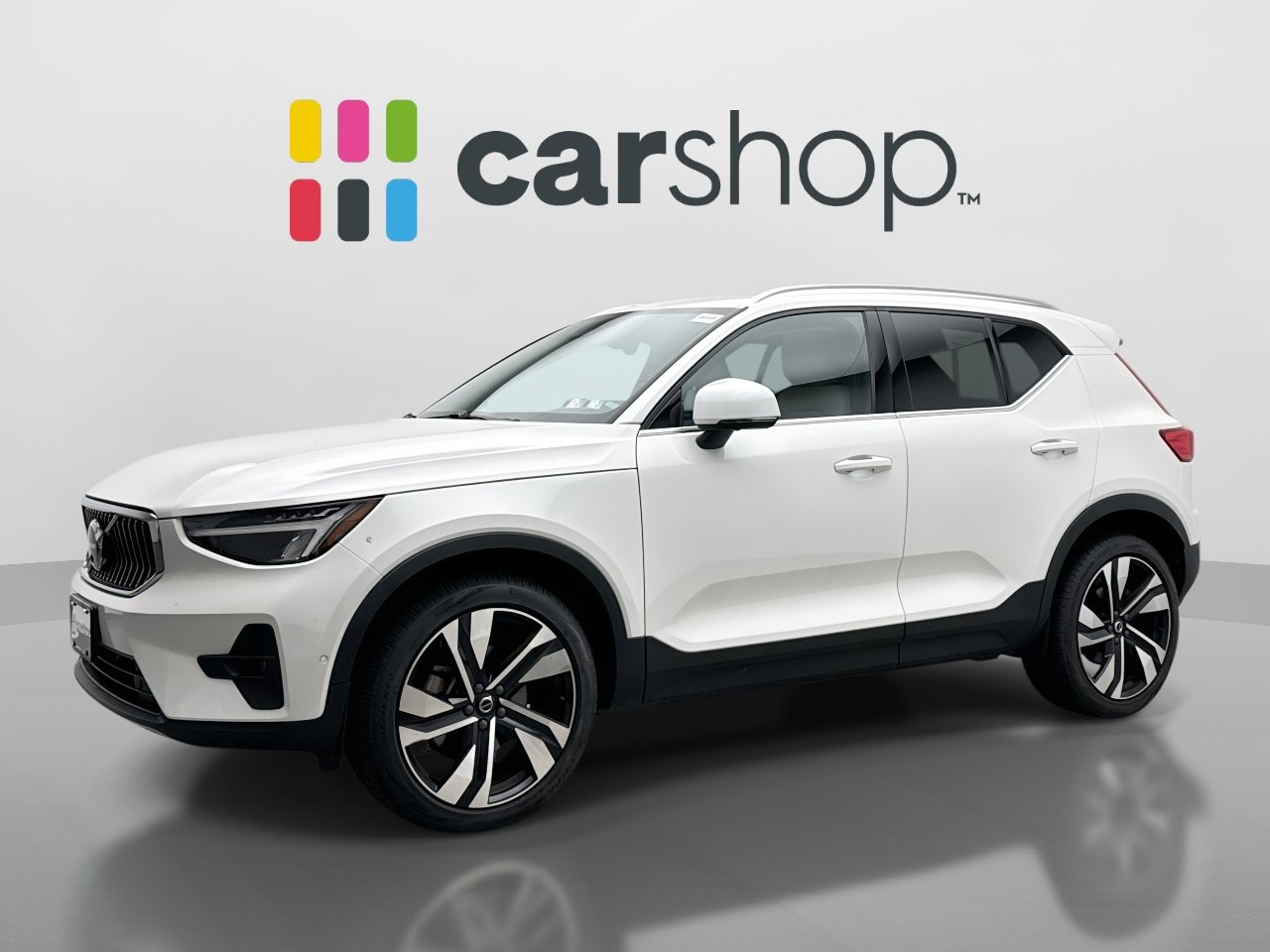 Used 2023 Volvo XC40 B5 Plus w/ Protection Package Premier AWD/4WD image 1