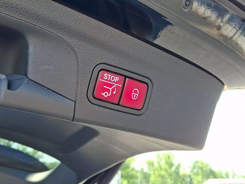 Certified 2021 Mercedes-Benz GLE 350 4MATIC image 31
