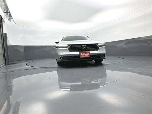 Used 2023 Honda Accord Touring image 34