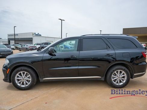 Used 2023 Dodge Durango SXT RWD image 2