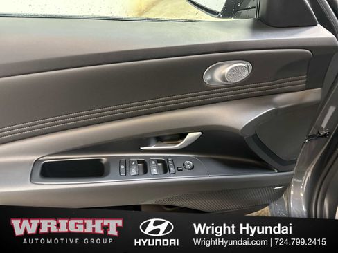New 2026 Hyundai Elantra Limited FWD image 11