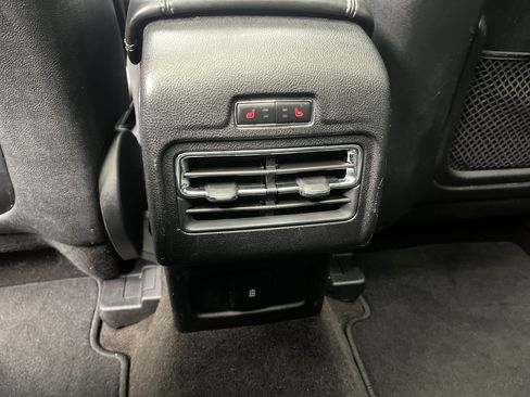 Used 2021 Lincoln Corsair Reserve w/ Equipment Group 201A image 14