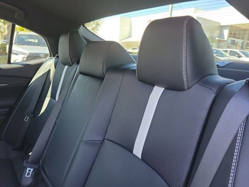 New 2026 Toyota Camry Hybrid image 13