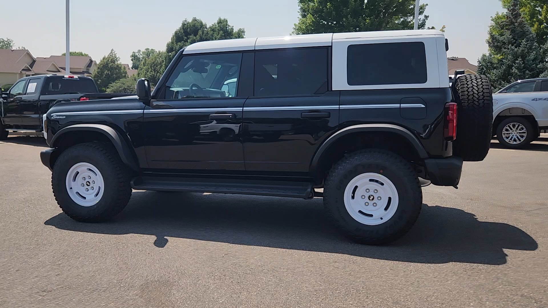 New 2026 Ford Bronco Heritage Edition AWD/4WD image 5