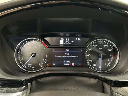 Used 2021 Cadillac XT5 Premium Luxury w/ LPO, Floor Liner Package AWD/4WD image 17