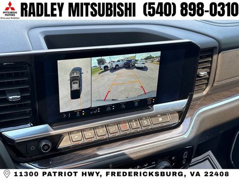 Used 2023 Chevrolet Silverado 1500 LTZ AWD/4WD image 17