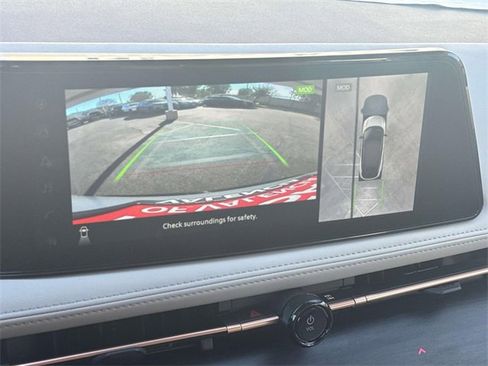 Certified 2024 Nissan Ariya FWD image 17