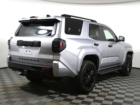 Used 2025 Toyota 4Runner Platinum AWD/4WD image 7
