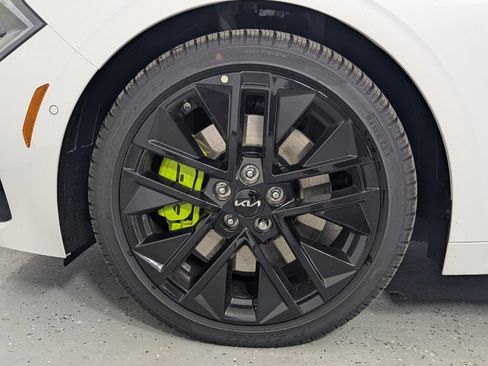 New 2026 Kia K5 GT w/ GT1 Package FWD image 9
