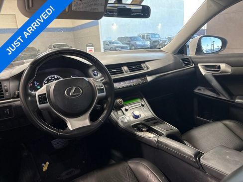 Used 2013 Lexus CT 200h FWD image 6