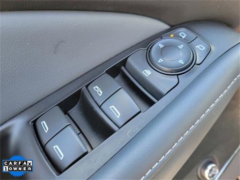 Used 2024 Buick Enclave Essence w/ Experience Buick Package image 21