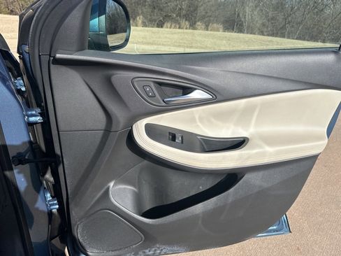 Used 2024 Buick Encore GX Sport Touring image 35