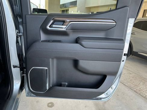Used 2026 Chevrolet Silverado 1500 LT AWD/4WD image 31