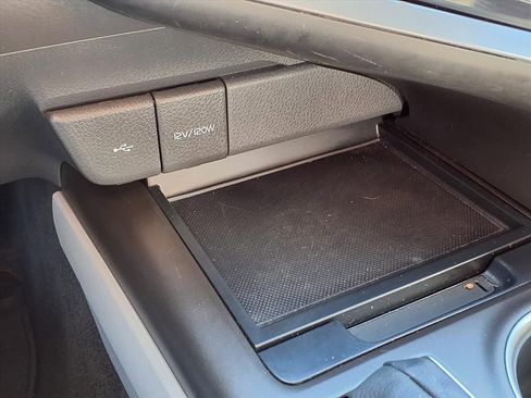 Certified 2021 Toyota Camry LE image 25