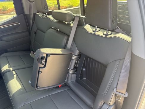 New 2026 Chevrolet Silverado 1500 RST w/ Convenience Package II AWD/4WD image 43