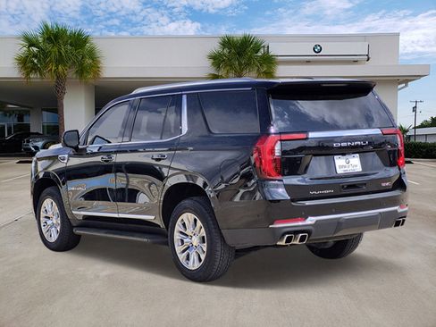 Used 2025 GMC Yukon Denali image 4