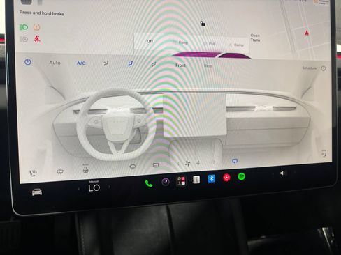 Used 2024 Tesla Model 3 Standard Range RWD image 16