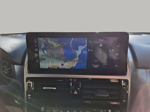 Used 2023 Lexus GX 460 Luxury w/ Sport Design Package image 40