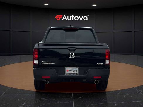 Used 2023 Honda Ridgeline RTL-E image 4
