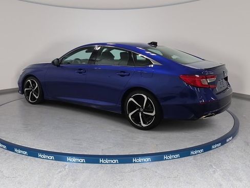 Used 2022 Honda Accord Sport image 8